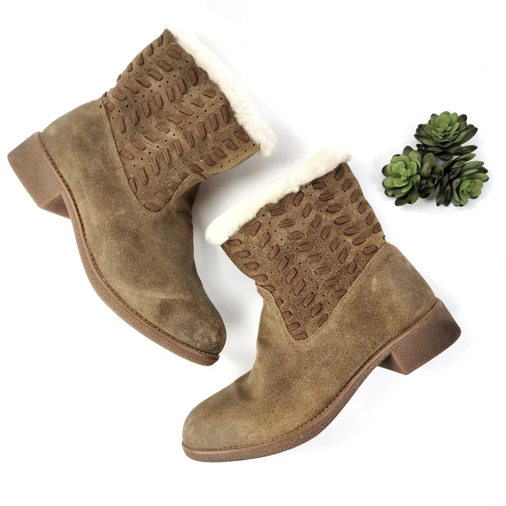 ABEO Pro Women's Bristol Sheepskin Lined Suede Boot in Tan Size 10